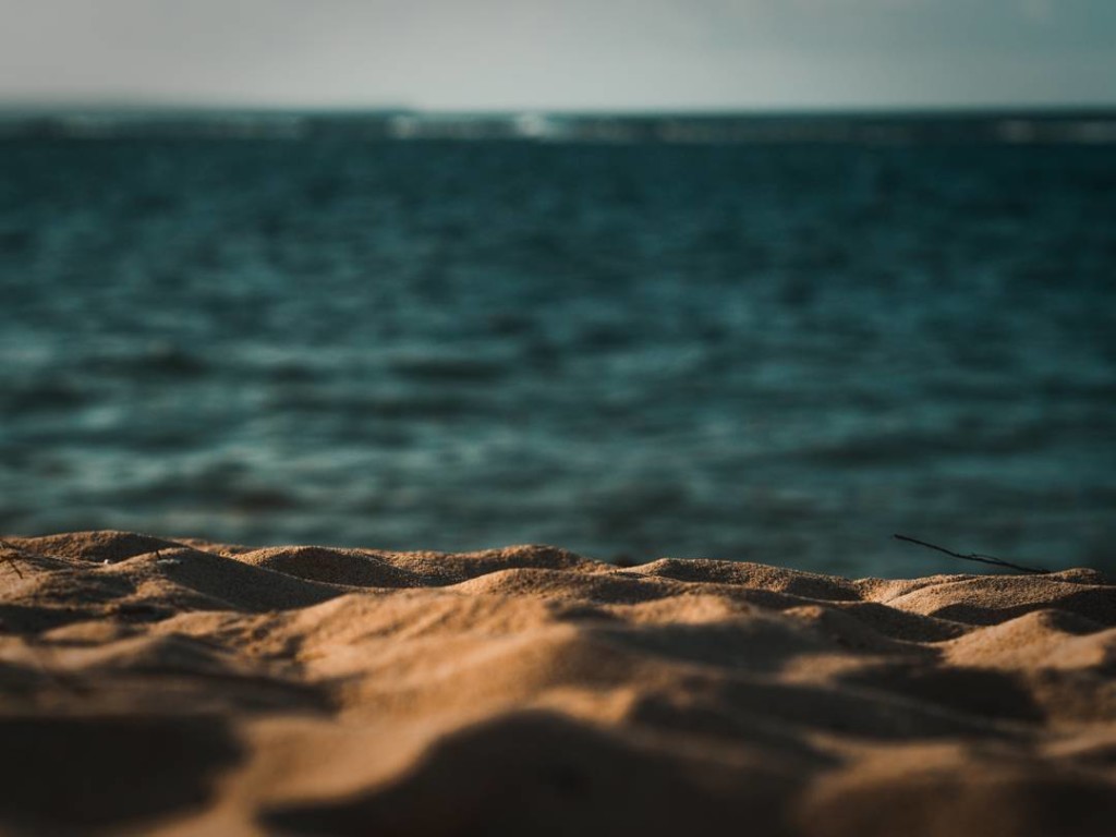 sable plage de l'autre bord moule